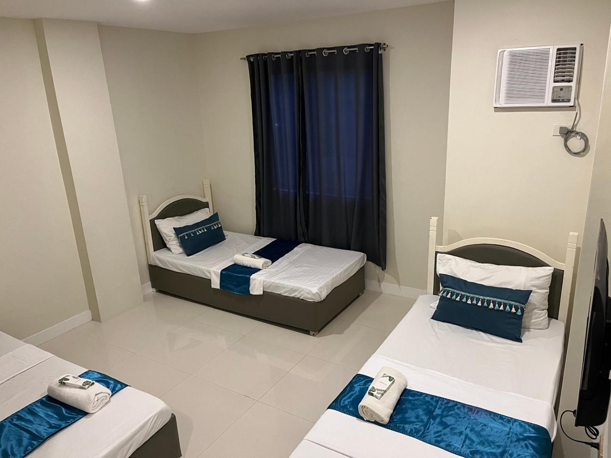 717 Residences Iloilo City Exterior photo
