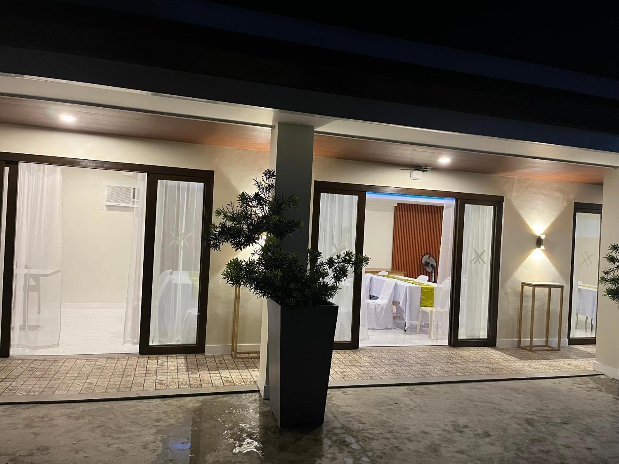 717 Residences Iloilo City Exterior photo